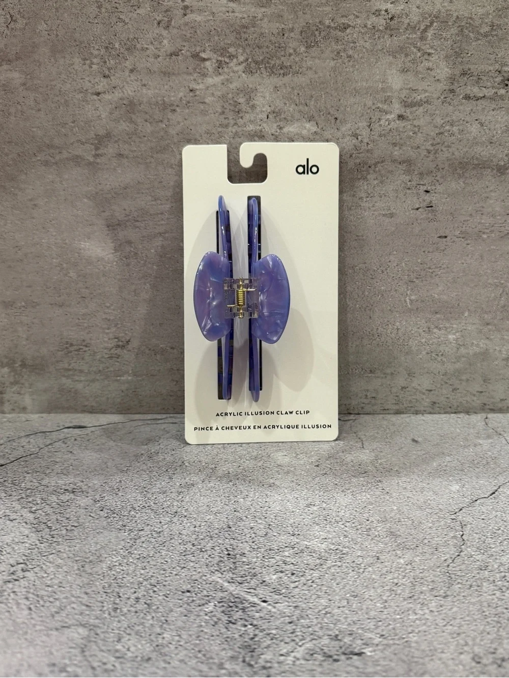 Alo Acrylic Illusion Claw flips set of 2